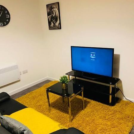 City Blessed Apartment 1 With Free Parking نورث شيلدز المظهر الخارجي الصورة