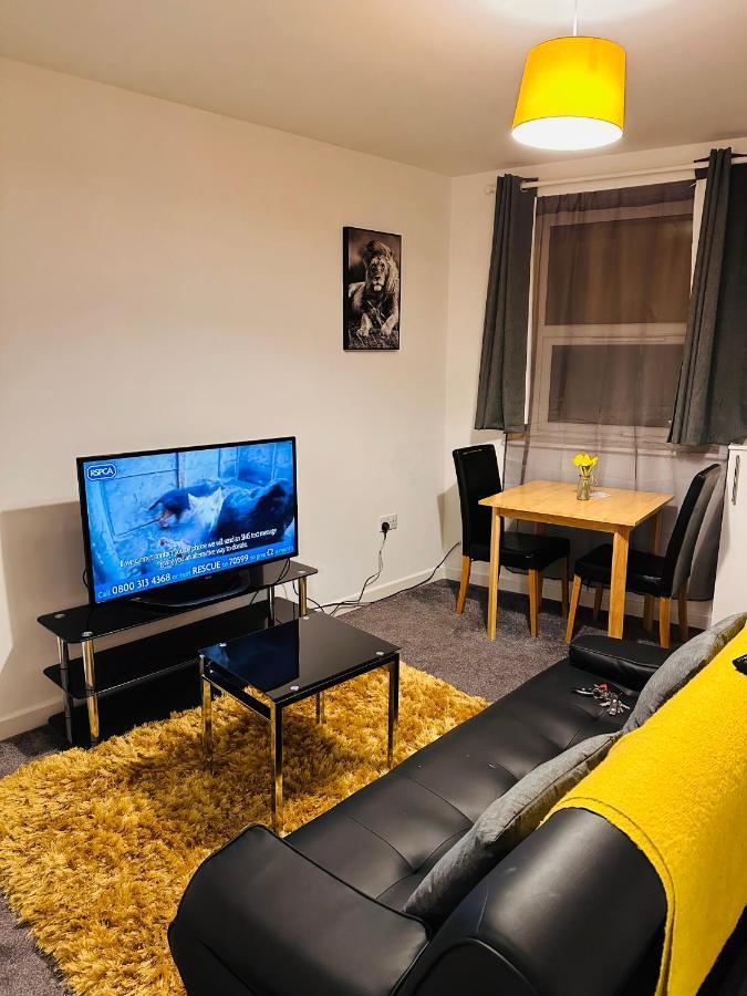 City Blessed Apartment 1 With Free Parking نورث شيلدز المظهر الخارجي الصورة